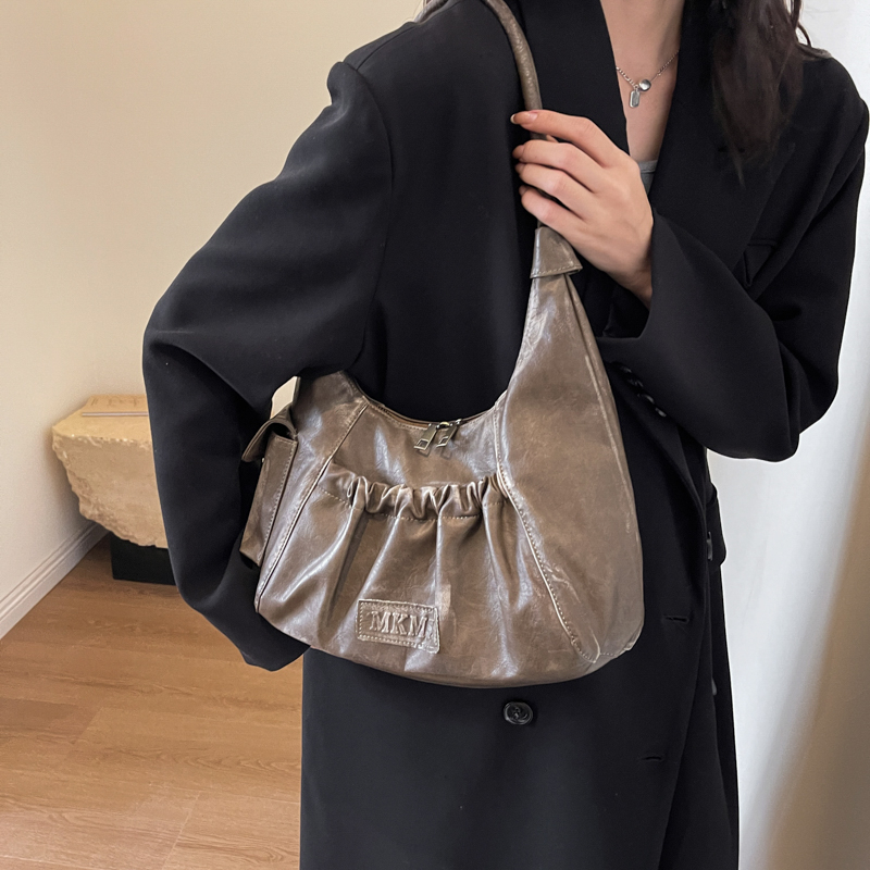 Distressed Vintage Shoulder Ba - Luxury Bags Consignment ulasan dan harga