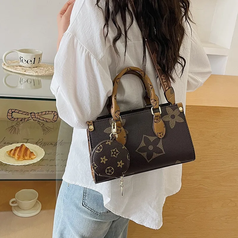 Vintage Monogram Women's Top H - Tote Bag Leather Monogram ulasan dan harga