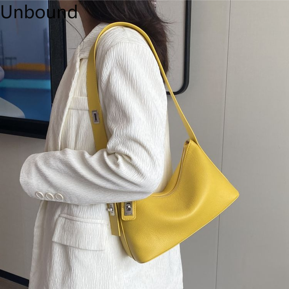 Grain Cowhide French Underarm  - Luxury Bags Consignment ulasan dan harga