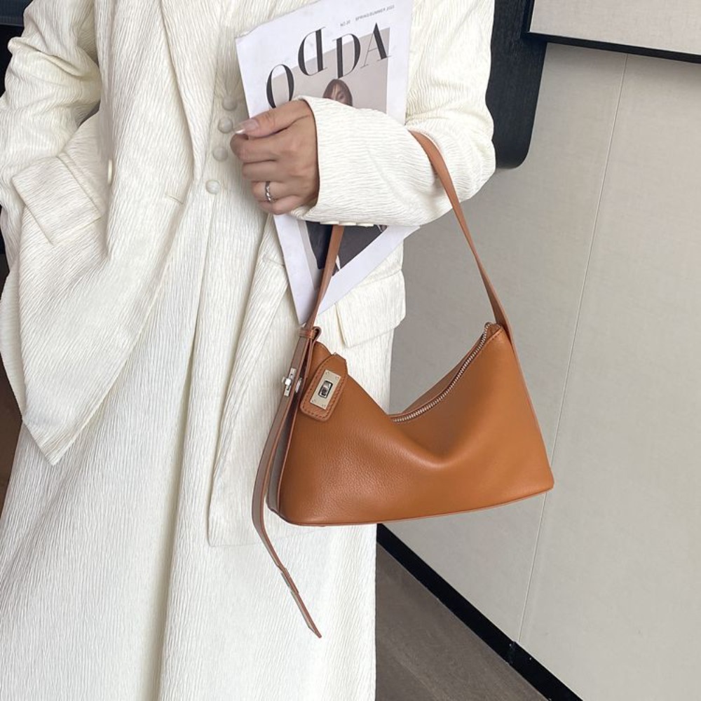 Grain Cowhide French Underarm  - Luxury Bags Consignment ulasan dan harga