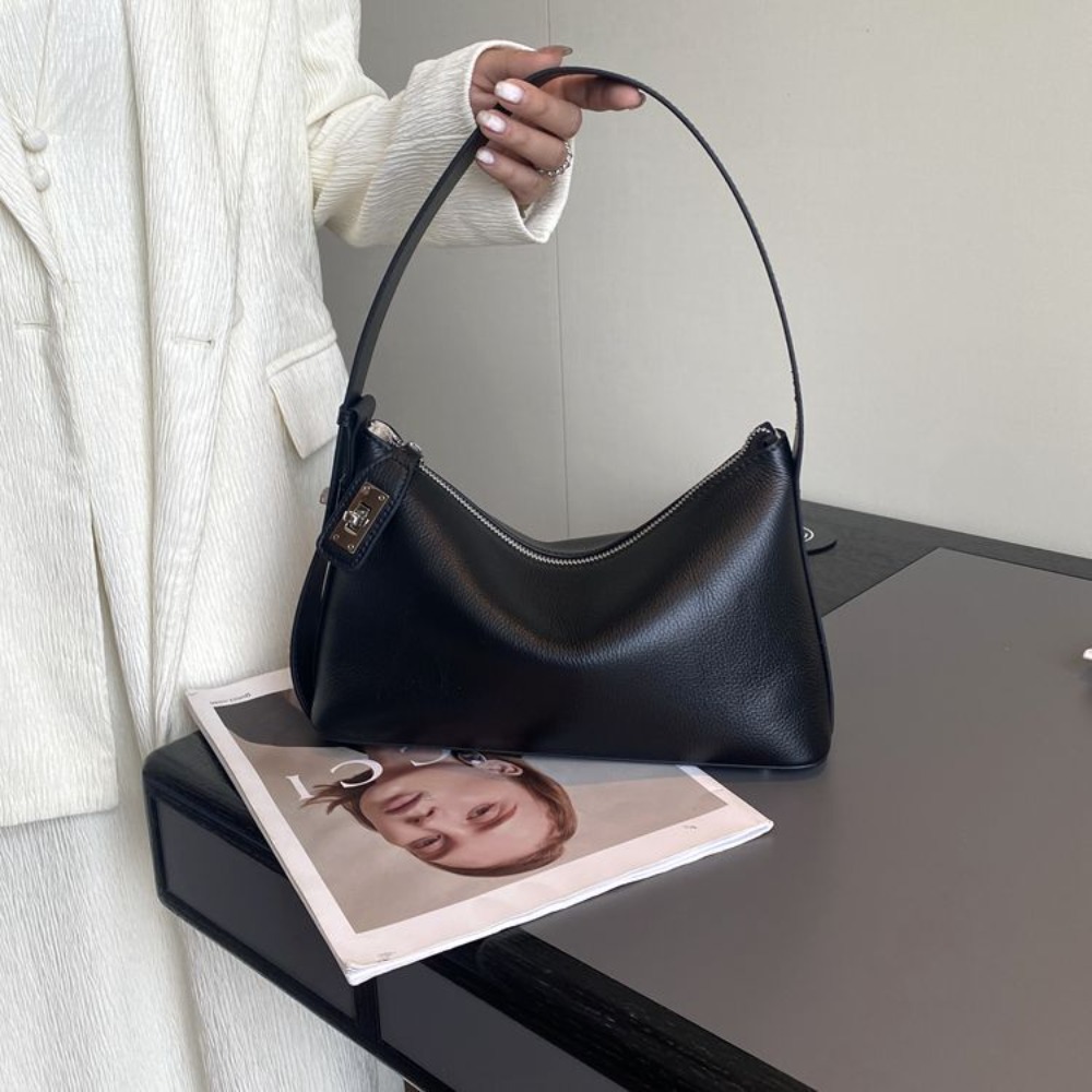 Grain Cowhide French Underarm  - Luxury Bags Consignment ulasan dan harga